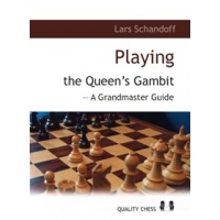 Playing the Queen's Gambit by Lars Schandorff (miękka okładka)