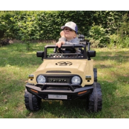 Milly Mally Pojazd na akumulator Toyota FJ Cruiser Khaki
