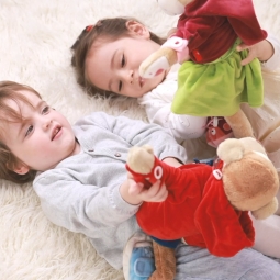 Pluszowa zabawka edukacyjna Małpka lalka do przebierania dla dzieci sigikid