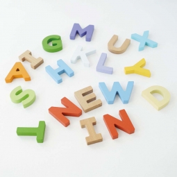 Drewniane literki, zabawka układanka edukacyjna nauka dla dzieci Le Toy Van